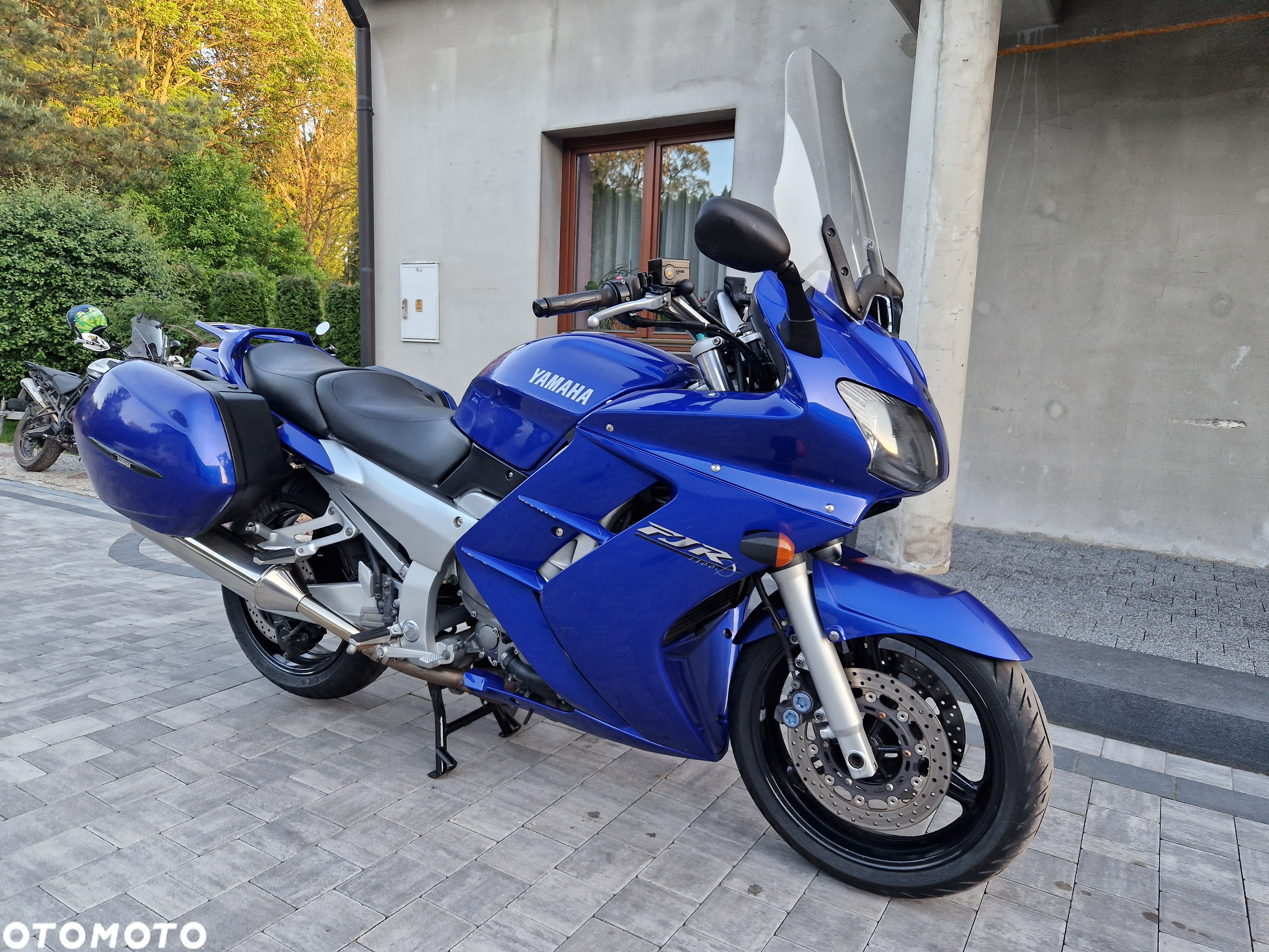 Yamaha FJR - 13