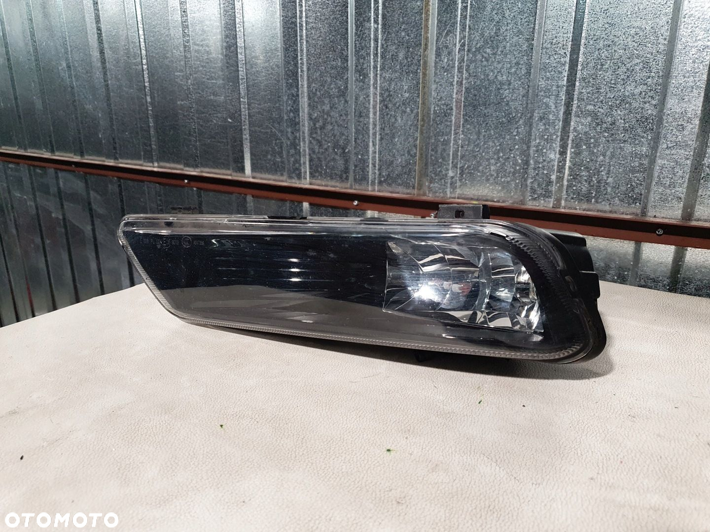 HALOGEN PRZÓD PRZEDNI LEWY VW PASSAT B7 - 2