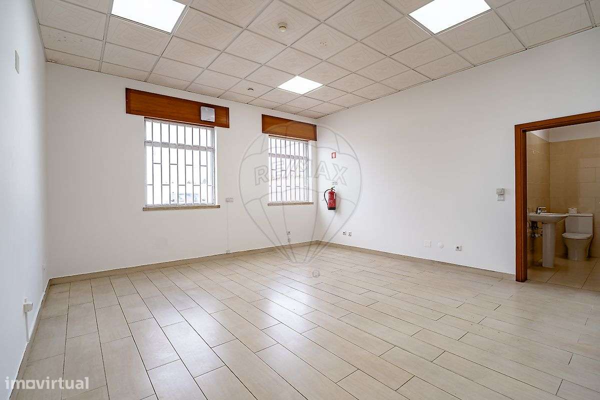 Loja  para arrendamento - Grande imagem: 5/16