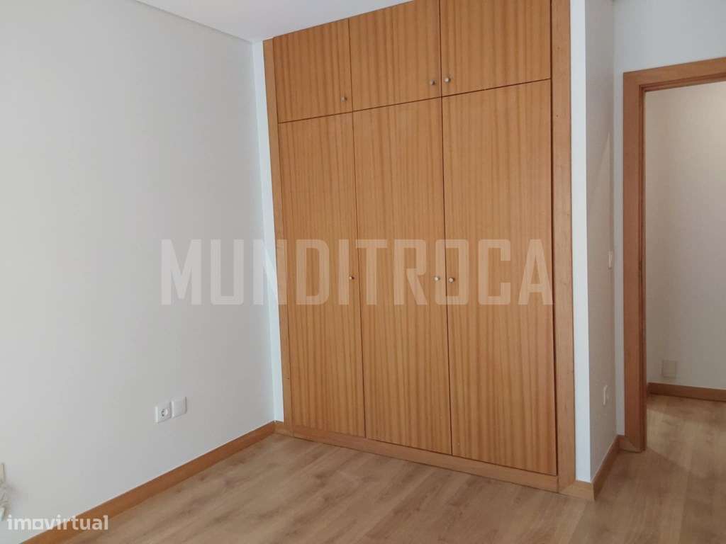 Apartamento T4 Nogueiró-8