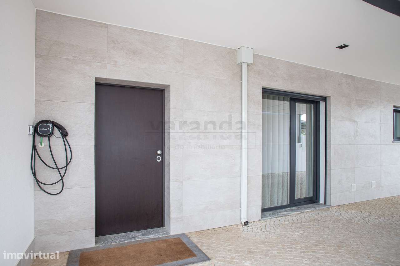 Moradia T4 Térrea, com piscina – Vila Nogueira de Azeitão-31