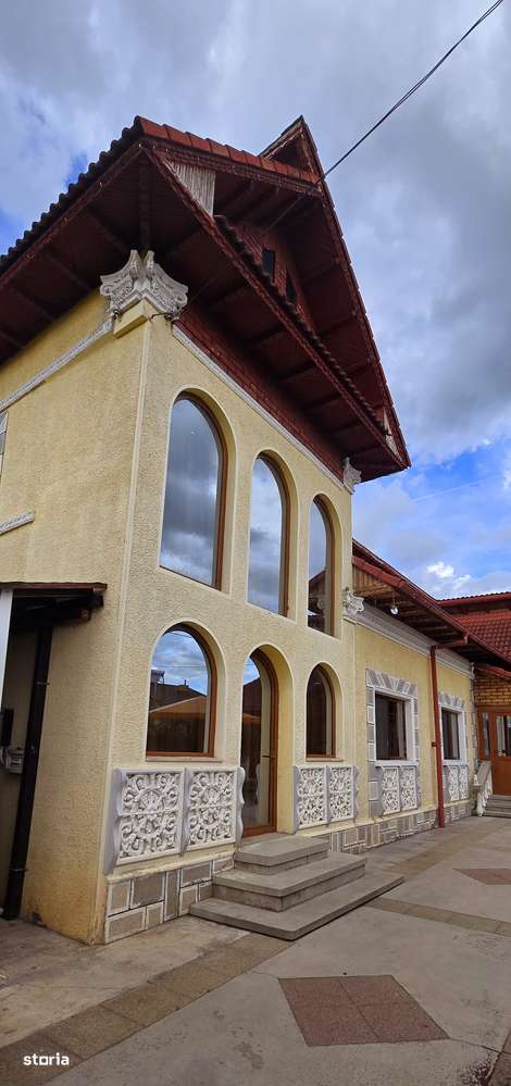 Voinesti -sat Lunca Dambovita , vanzare proprietate -casa si teren - Imagine principală: 2/19