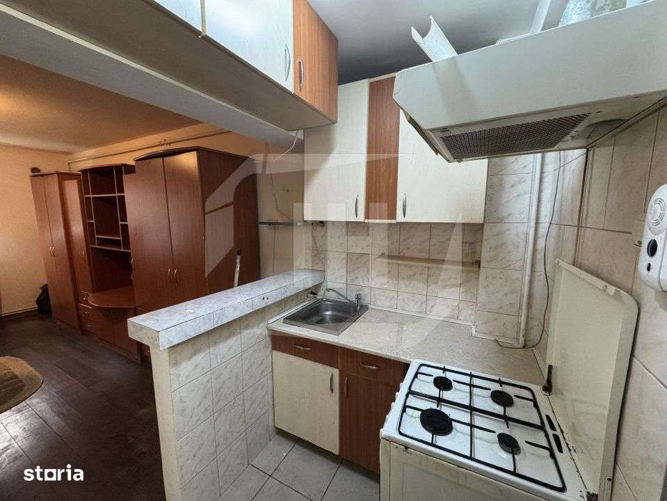 Garsoniera, etaj 1, centrala proprie pe str Fabricii-3