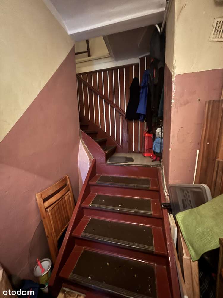 Oferta godna uwagi! Góra domu,  garaż, ogród, samodzielnie wejście.-19