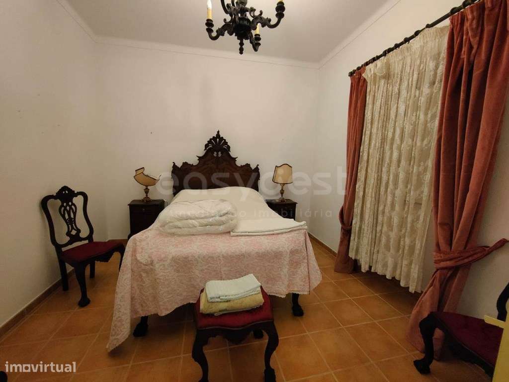 Moradia V4 em ótimo estado, localizada em Ferreira do Alentejo - Grande imagem: 4/36