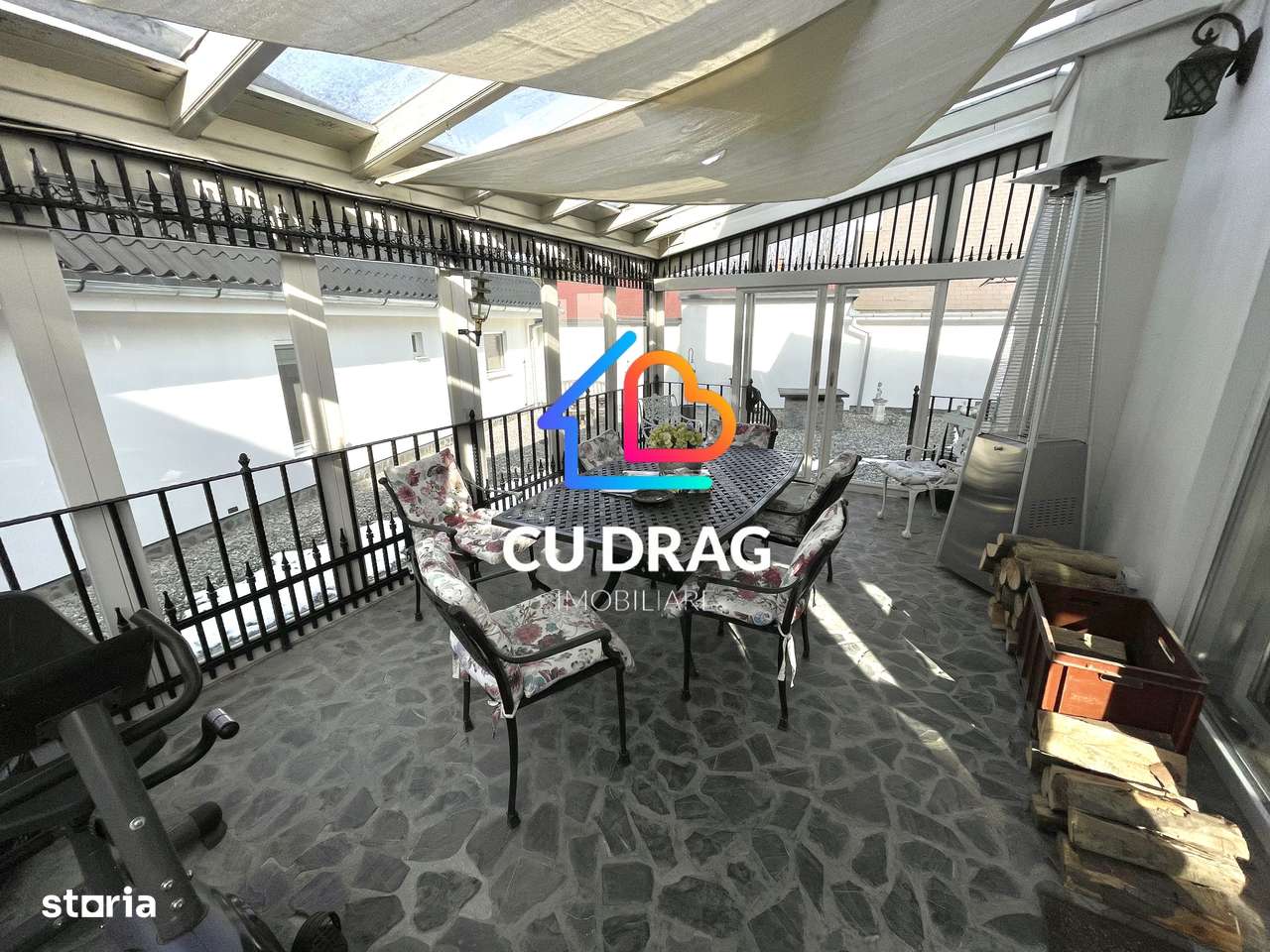 PENSIUNE DE VÂNZARE PORUMBACU DE SUS - Imagine principală: 2/20