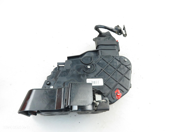 ZAMEK PRAWY PRZEDNI VOLVO C30 (533) 30753664 - 5