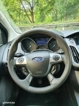 Ford Focus 1.6 TDCi DPF Trend - 3