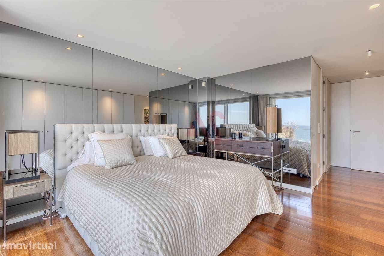 Penthouse Duplex Exclusiva em Frente à Praia de Salgueiros – na Primei-18