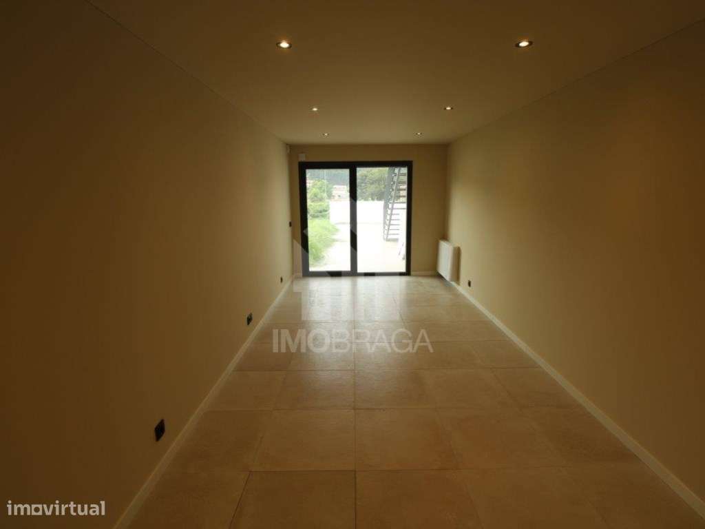 Moradia de Gaveto T3 Nova com 3 Suites | Pronta a Habitar | S. Pedr...-40