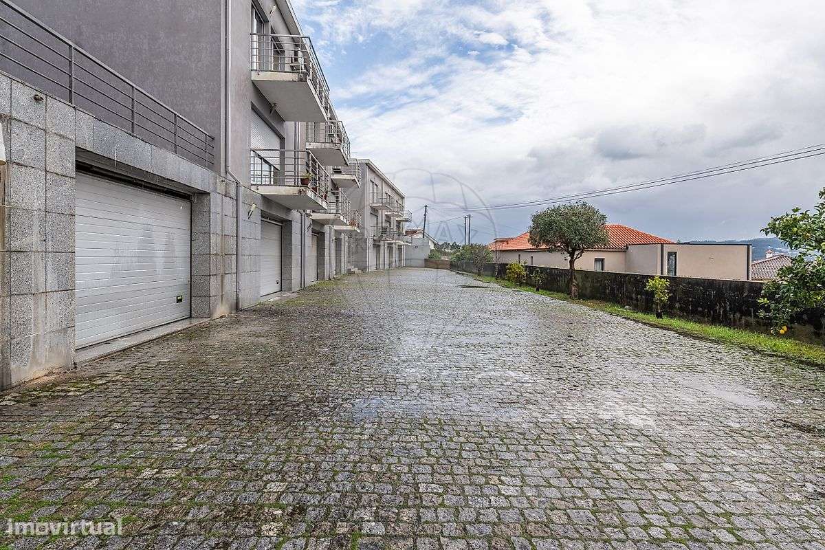 Garagem  para venda - Grande imagem: 2/4