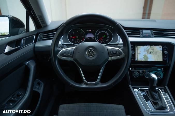 Volkswagen Passat Variant 2.0 TDI DSG Comfortline - 20