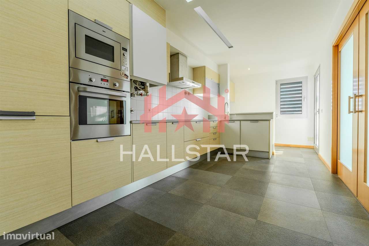 Apartamento T3 / Arrendamento / Cozinha Equipada / Pousos - Grande imagem: 4/23