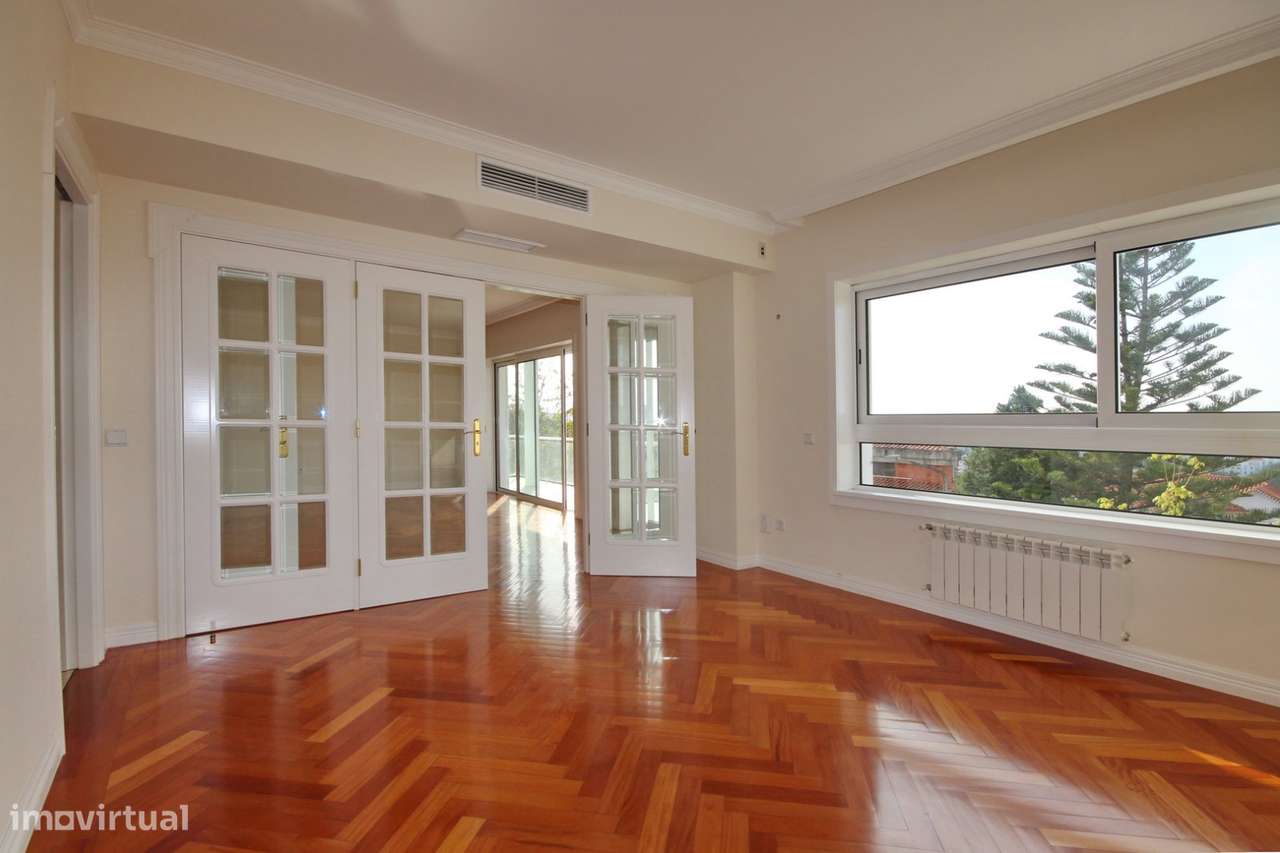 T4 Duplex Av. Afonso Henriques-14