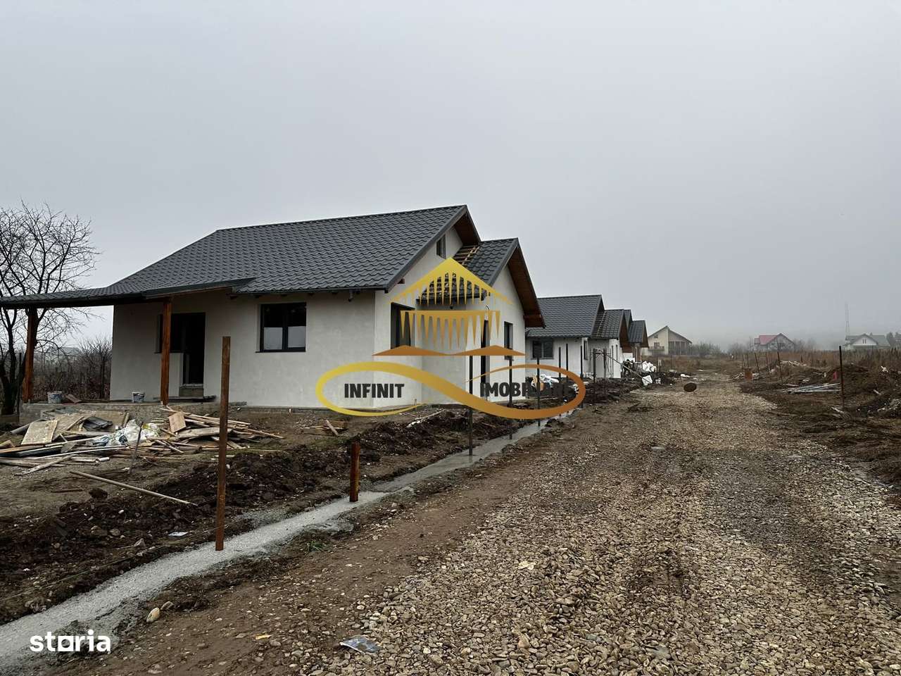 Casa de vanzare noua Hemeius Bacau - Imagine principală: 2/16