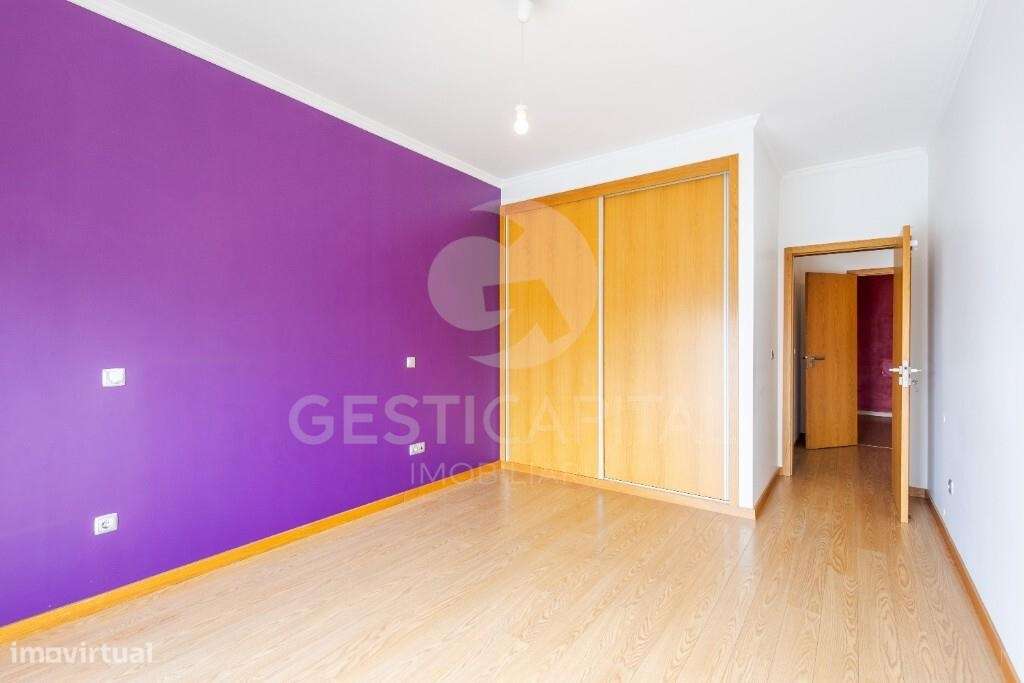 T2 com lugar de garagem no centro do Marco de Canaveses-9