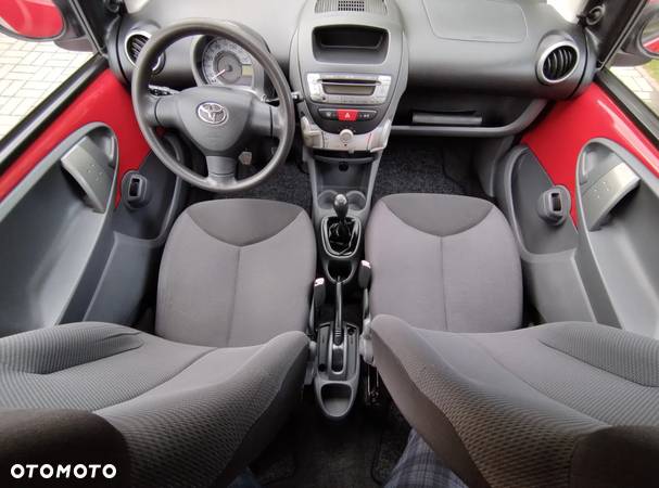 Toyota Aygo 1.0 VVT-i - 32