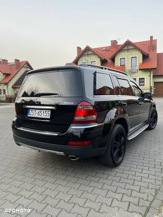 Mercedes-Benz GL 420 CDI - 35