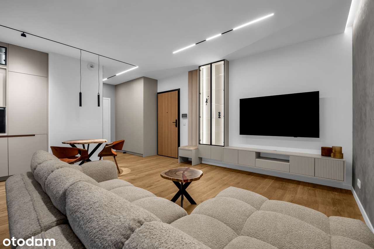 OSTATNIE Piętro | Quiet luxury | Towarowa Square | Metro Rondo Dasz.-7