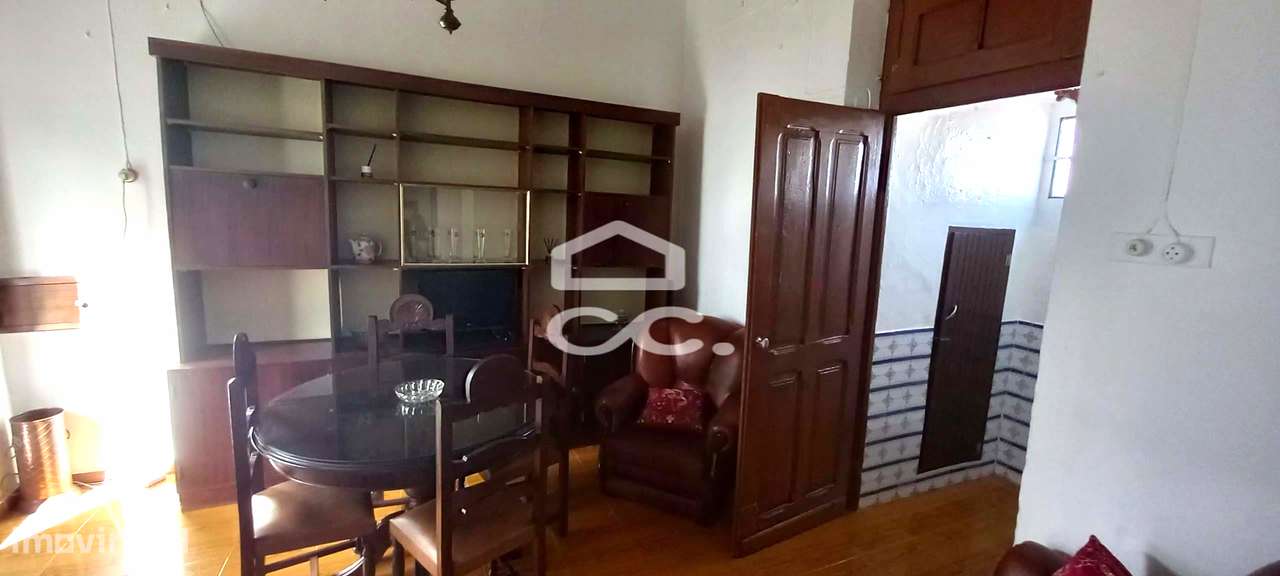 Moradia T1 com logradouro-3