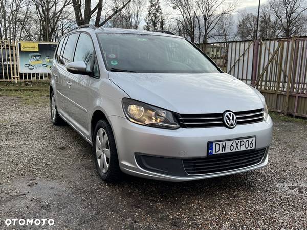 Volkswagen Touran - 1