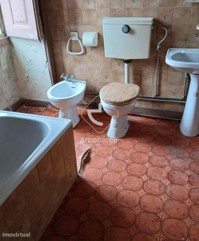 Quinta p/ restaurar com 3.500m2 -  Couto - Arcos de Valdevez-15