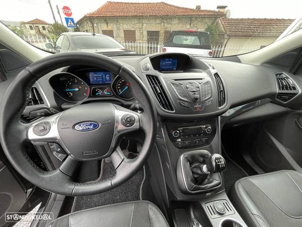 Ford Kuga 2.0 TDCi Titanium - 8