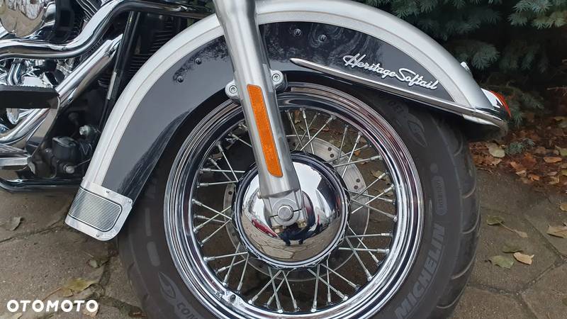 Harley-Davidson Softail Heritage Classic - 10