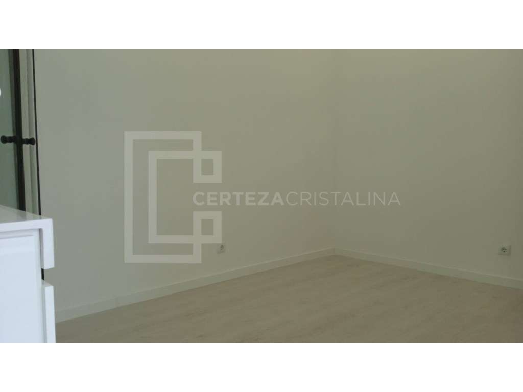 Loja com Terraço | Santo André - Barreiro-8