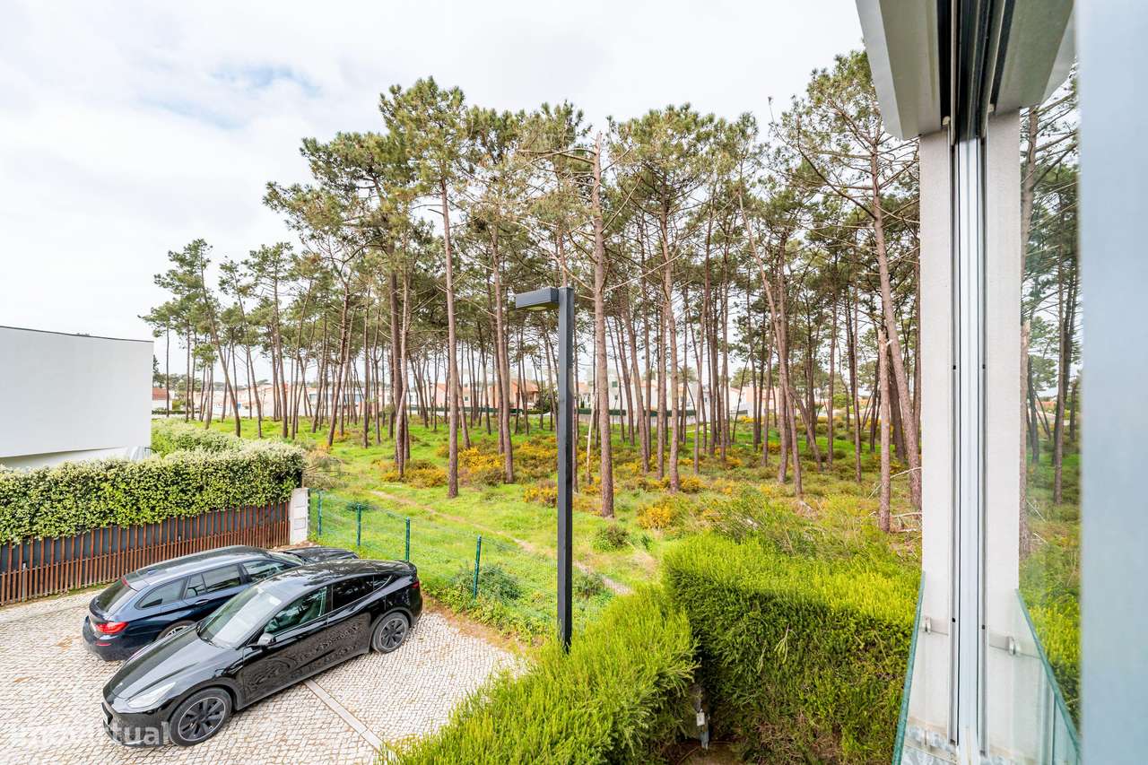 Moradia contemporânea na Aroeira | Luz natural, conforto e eficiência-46