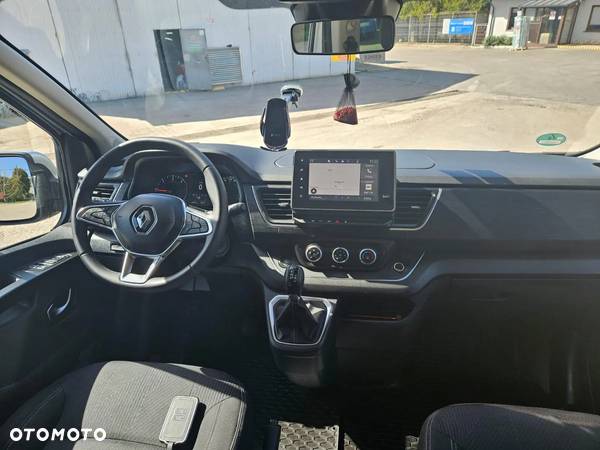 Renault Trafic SpaceClass 2.0 dCi Escapade EDC - 28