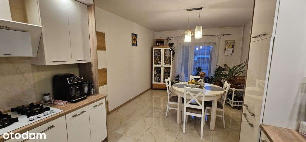 Na sprzedaż dom wraz z garażem - Pełny obrazek: 5/10