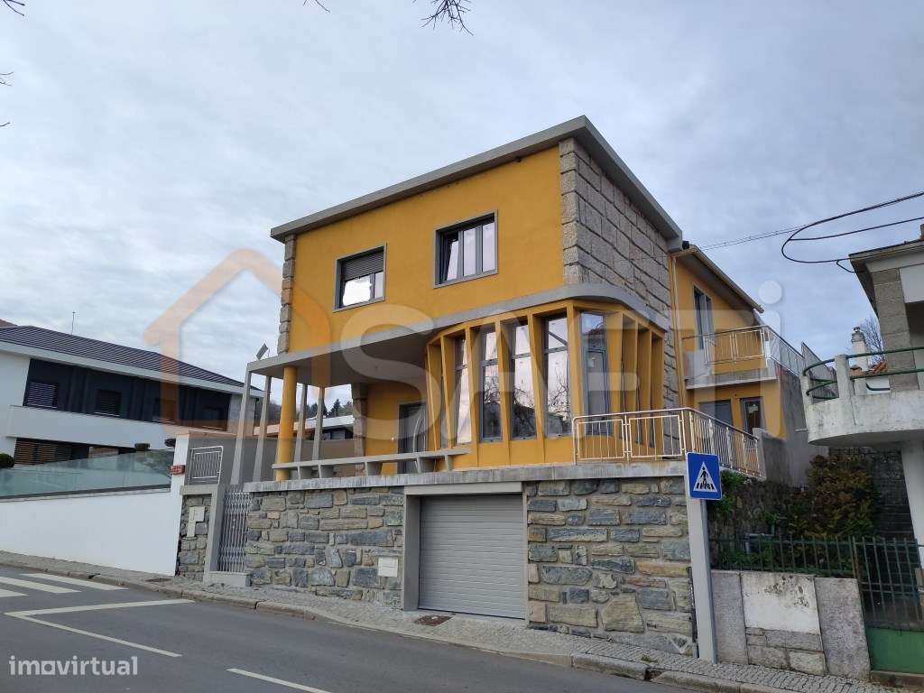 Moradia Independente T3 na Entrada de Vinhais - Bragança - Grande imagem: 2/28