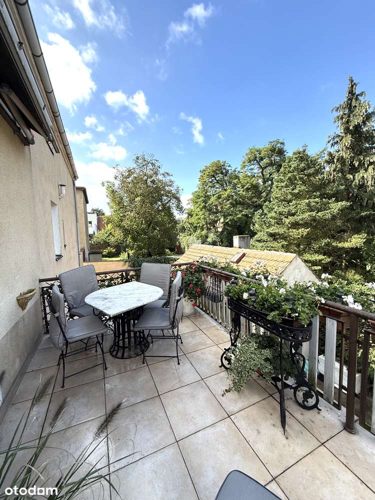 Nieruchomość przy Jeziorze Rusałka ,ogród ,garaż ,poddasze-16