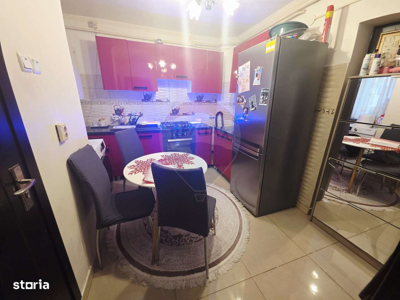 Apartament cu 2 camere de vânzare în zona Maratei-9