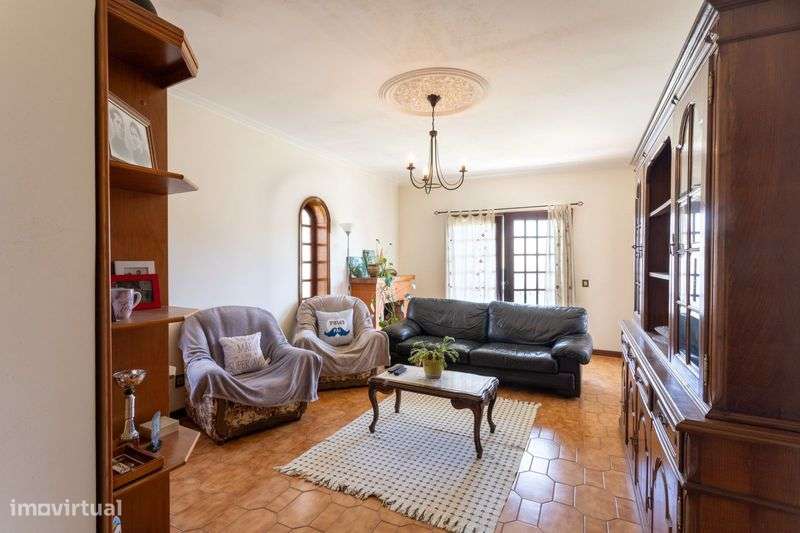 Vende-se Moradia T4 - Grande imagem: 5/12