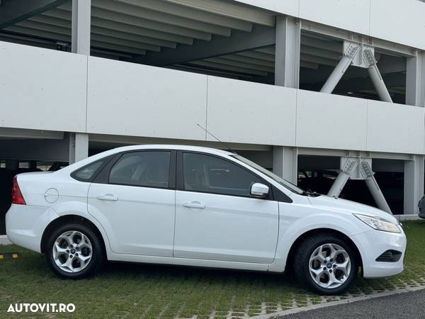 Ford Focus 1.6 TDCi Ambiente - 2