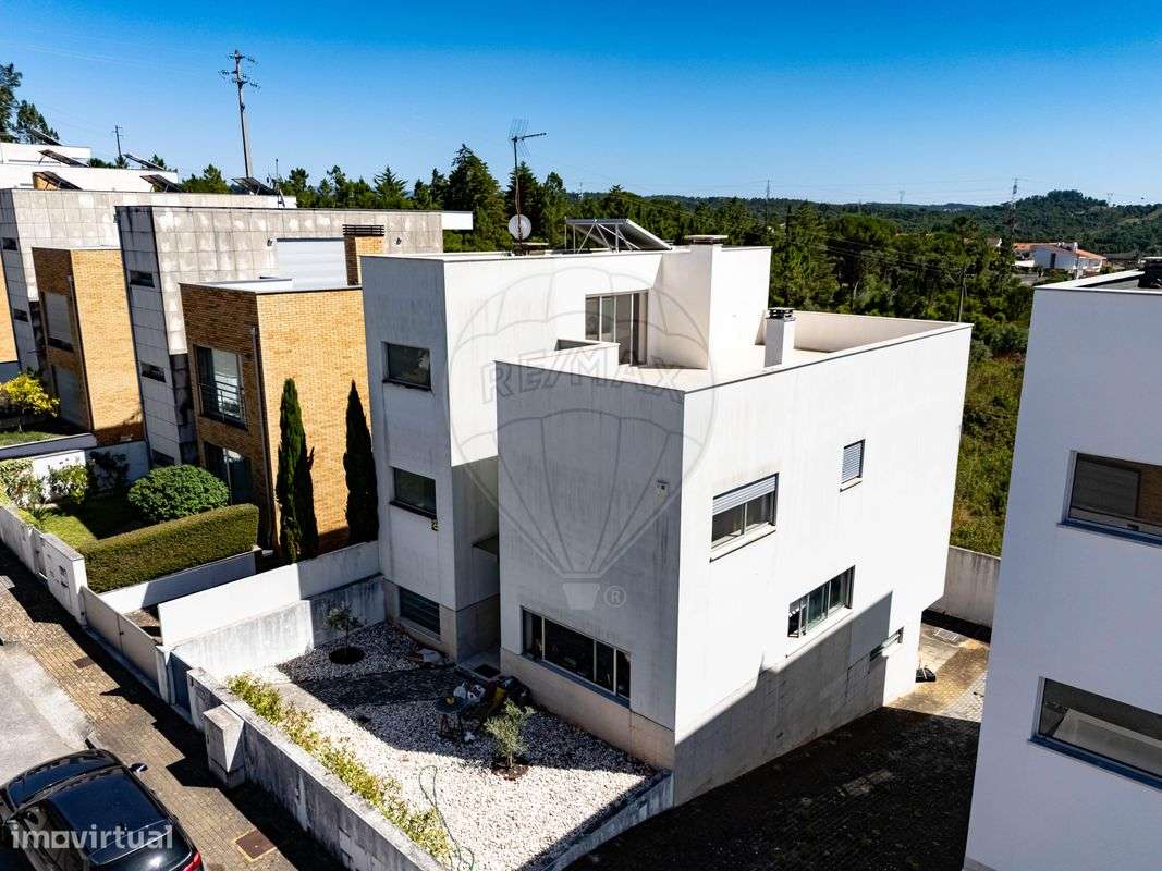 Moradia T4 para venda - Grande imagem: 2/31