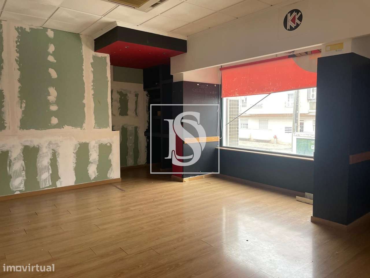 Loja na Encosta do Sol - Grande imagem: 4/20