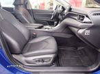 Toyota Camry 2.5 Hybrid Exclusive - 24