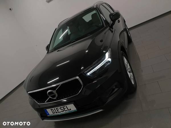 Volvo XC 40 - 35