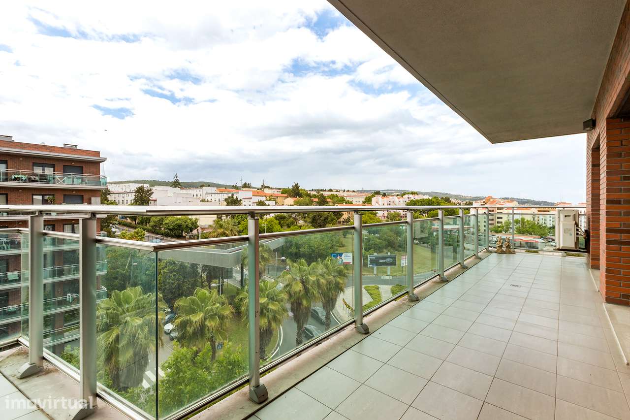 Apartamento T2 na Urbanização da Malvarosa-13