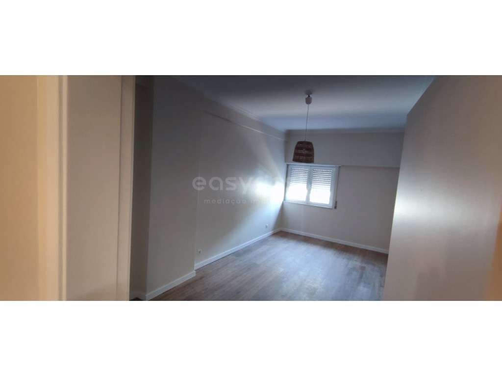 Apartamento T1 nas Laranjeiras