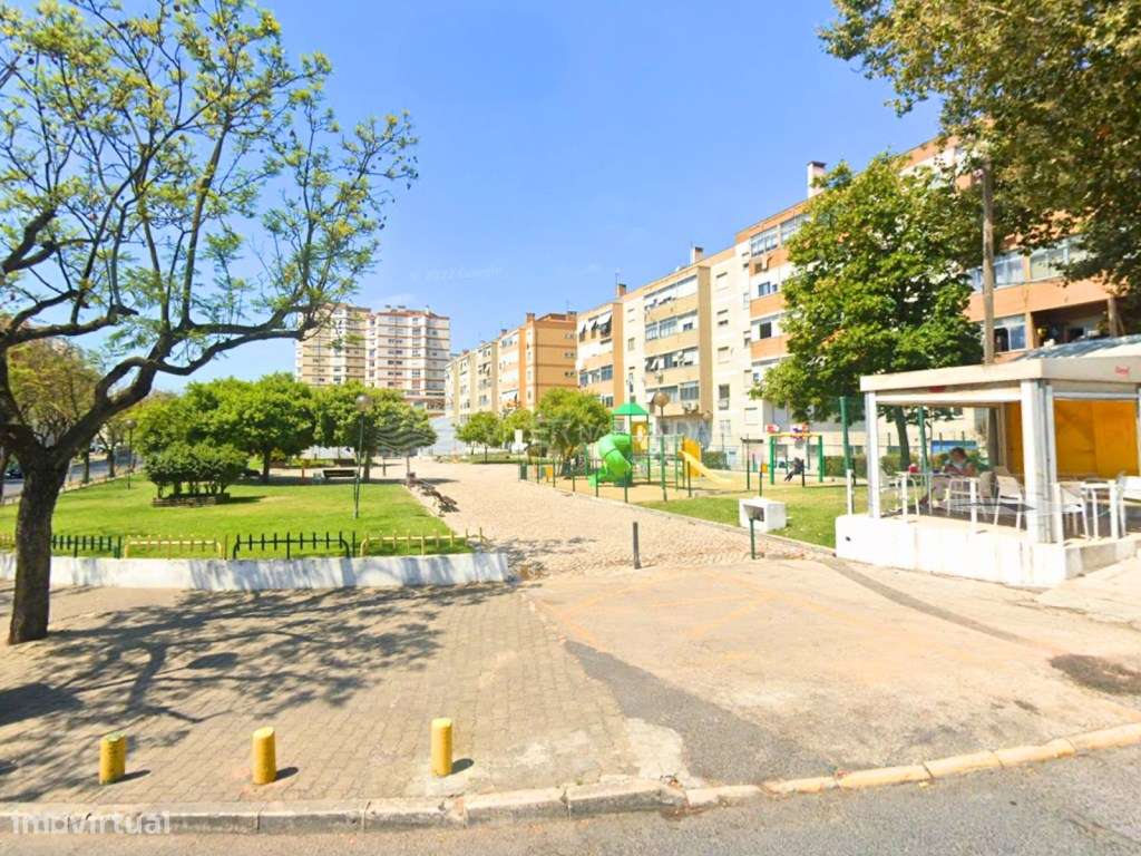 Oportunidade - Loja ampla no centro da Póvoa de Santo Adrião - Grande imagem: 5/12