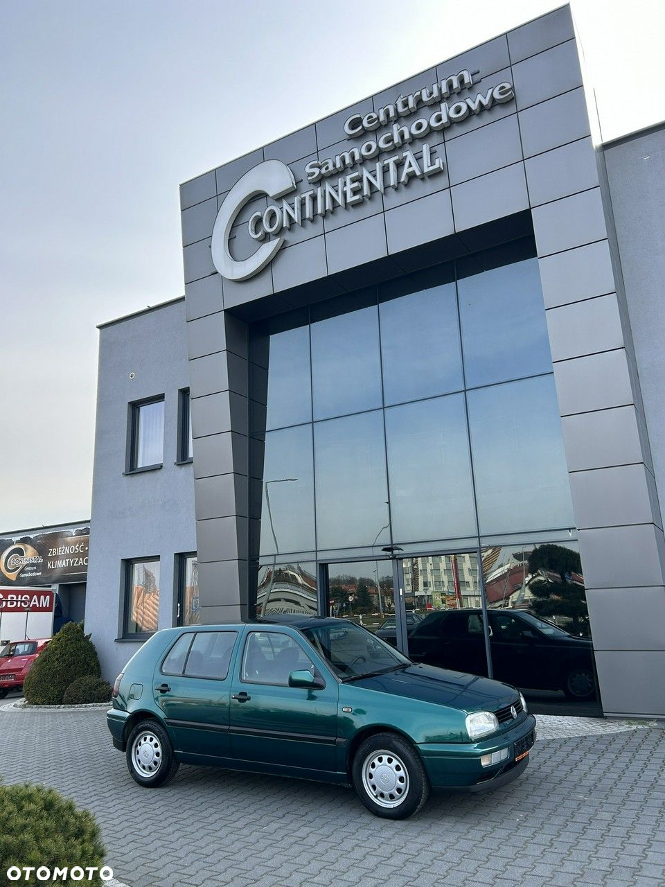 Volkswagen Golf - 3