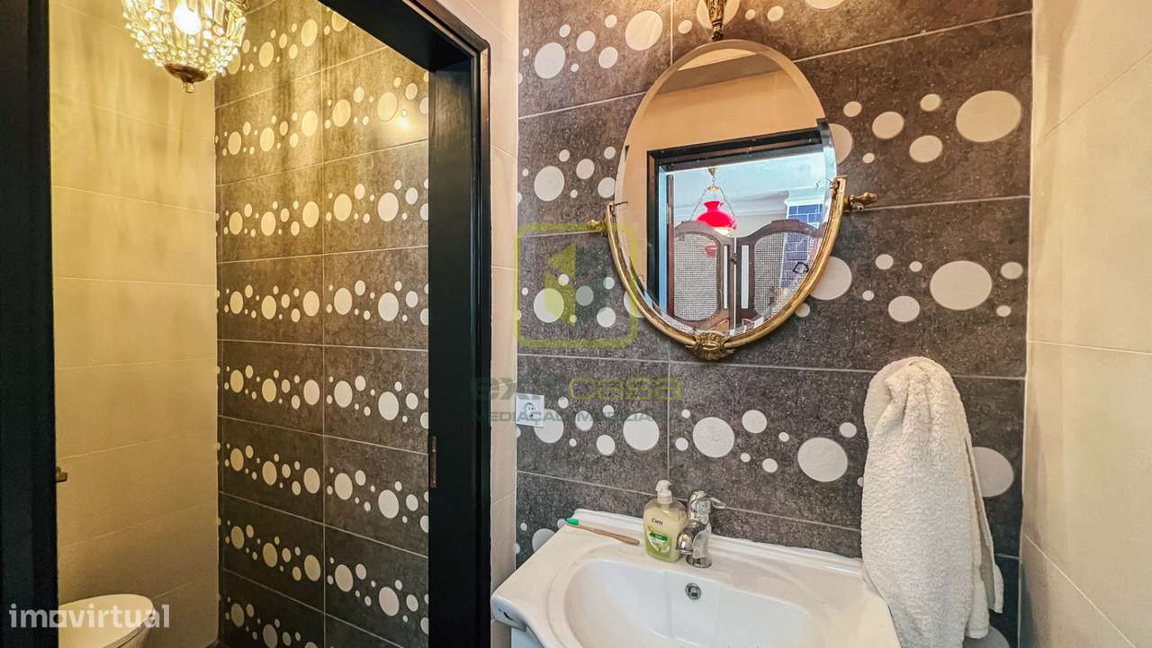 Moradia T4 com vistas deslumbrantes-4