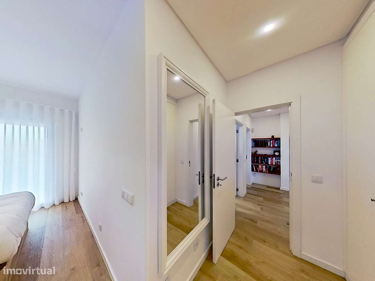 T-3 NOVO PRONTO A HABITAR, COM 2 SUÍTES, 2 VARANDAS, RESERVADO !-21