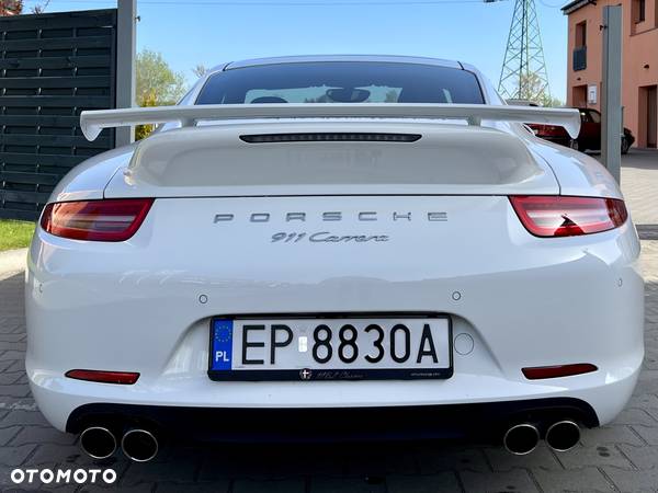 Porsche 911 Carrera - 7