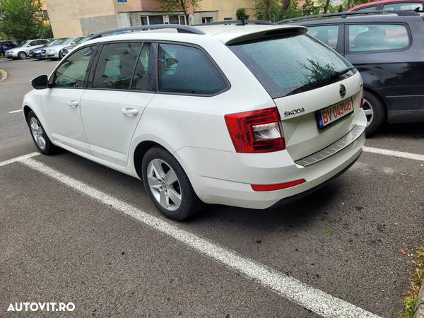 Skoda Octavia Combi Diesel 2.0 TDI Style - 18