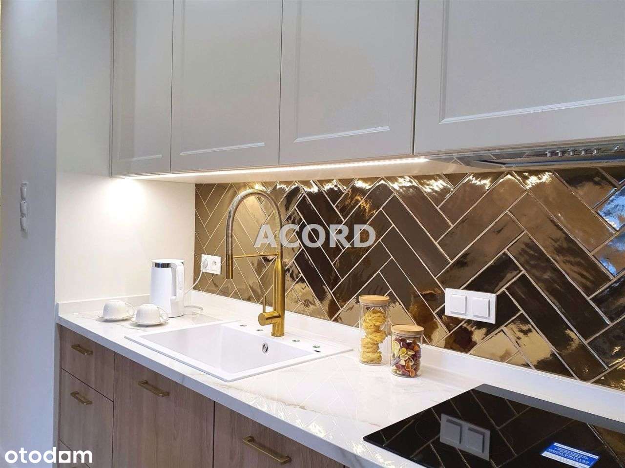 67m2 do wejścia 2021r loggia ogródek garaż meble-13